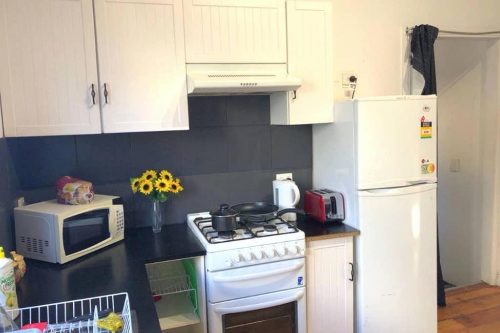 ברוקן היל Modern Charming Miners' Cottage +Free Internet מראה חיצוני תמונה